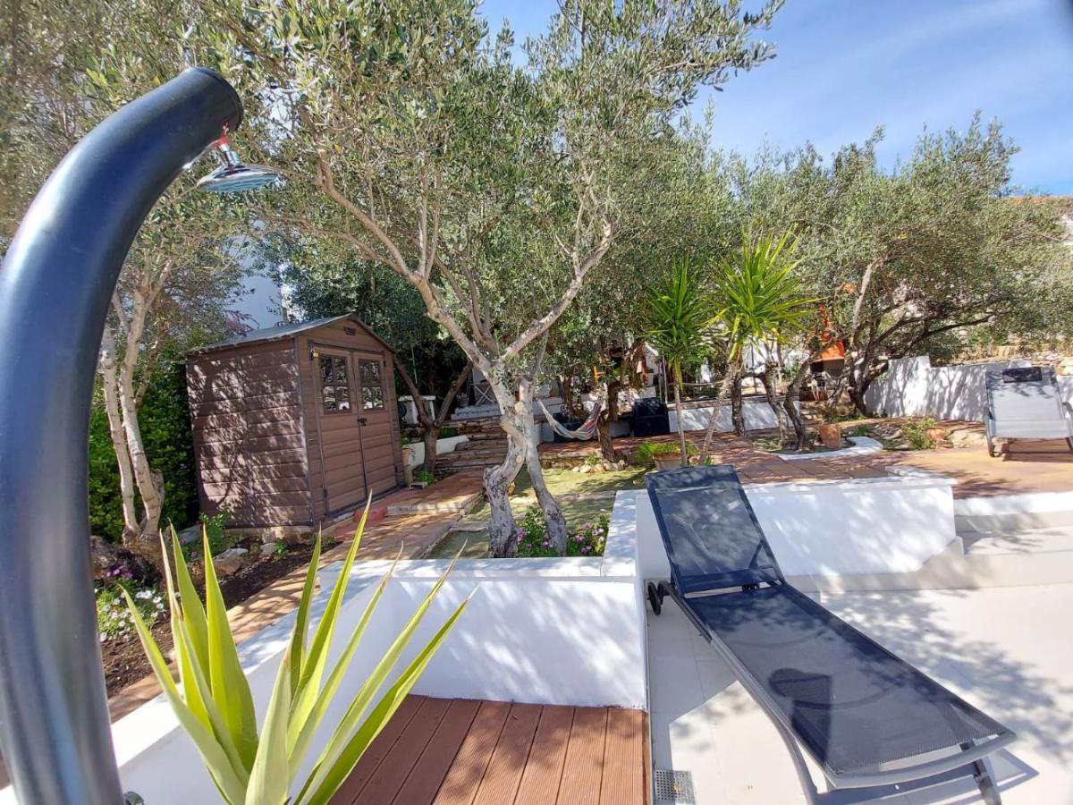 House Oliva With Private Pool And Large Garden Villa Stari Grad  Ngoại thất bức ảnh