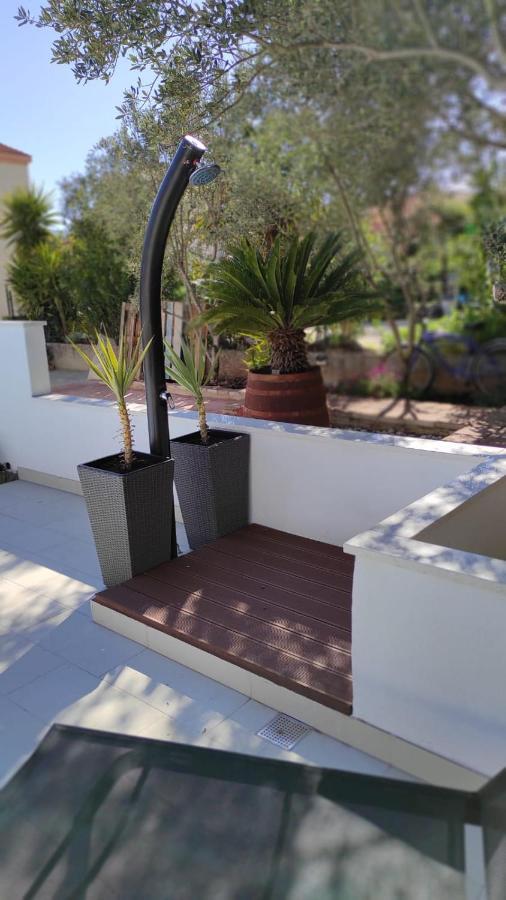 House Oliva With Private Pool And Large Garden Villa Stari Grad  Ngoại thất bức ảnh