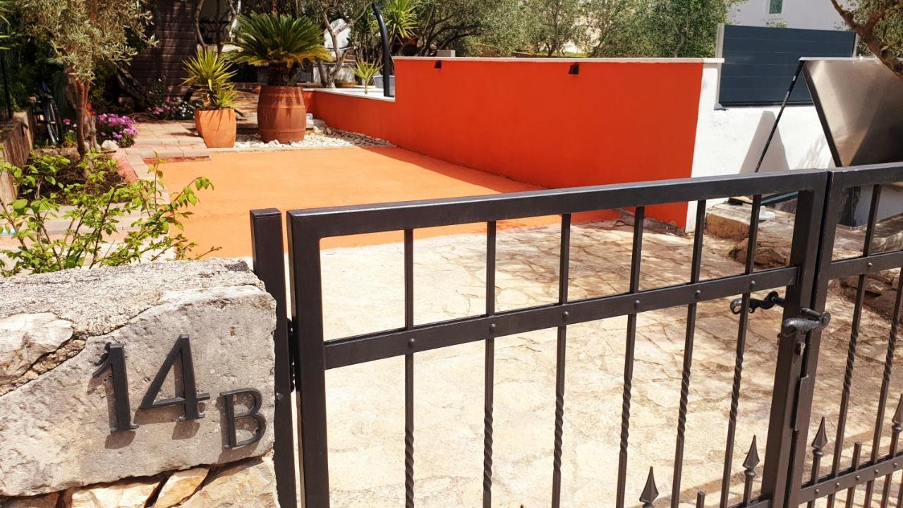 House Oliva With Private Pool And Large Garden Villa Stari Grad  Ngoại thất bức ảnh