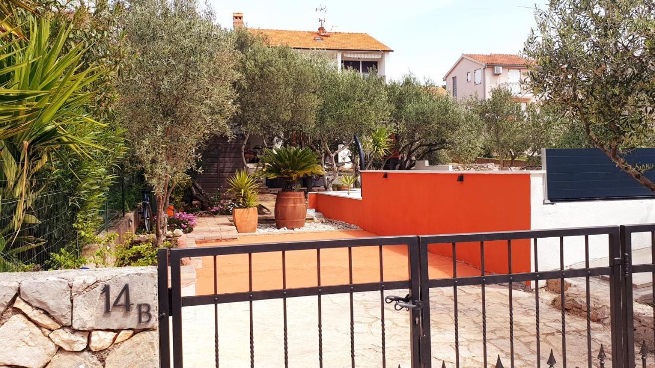 House Oliva With Private Pool And Large Garden Villa Stari Grad  Ngoại thất bức ảnh