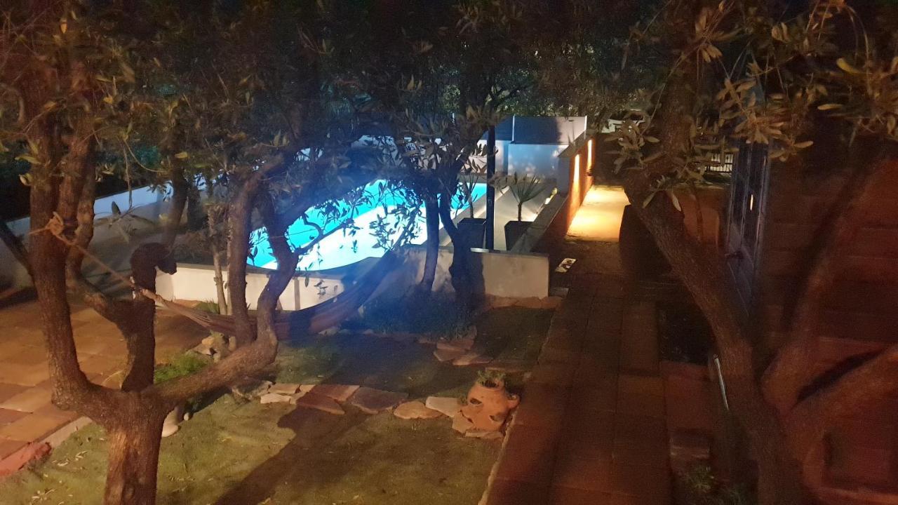 House Oliva With Private Pool And Large Garden Villa Stari Grad  Ngoại thất bức ảnh