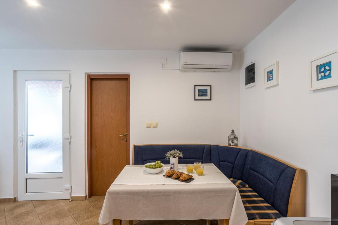 House Oliva With Private Pool And Large Garden Villa Stari Grad  Ngoại thất bức ảnh