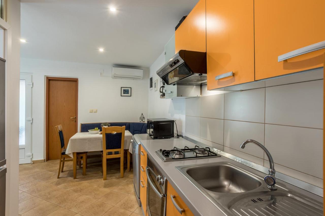 House Oliva With Private Pool And Large Garden Villa Stari Grad  Ngoại thất bức ảnh